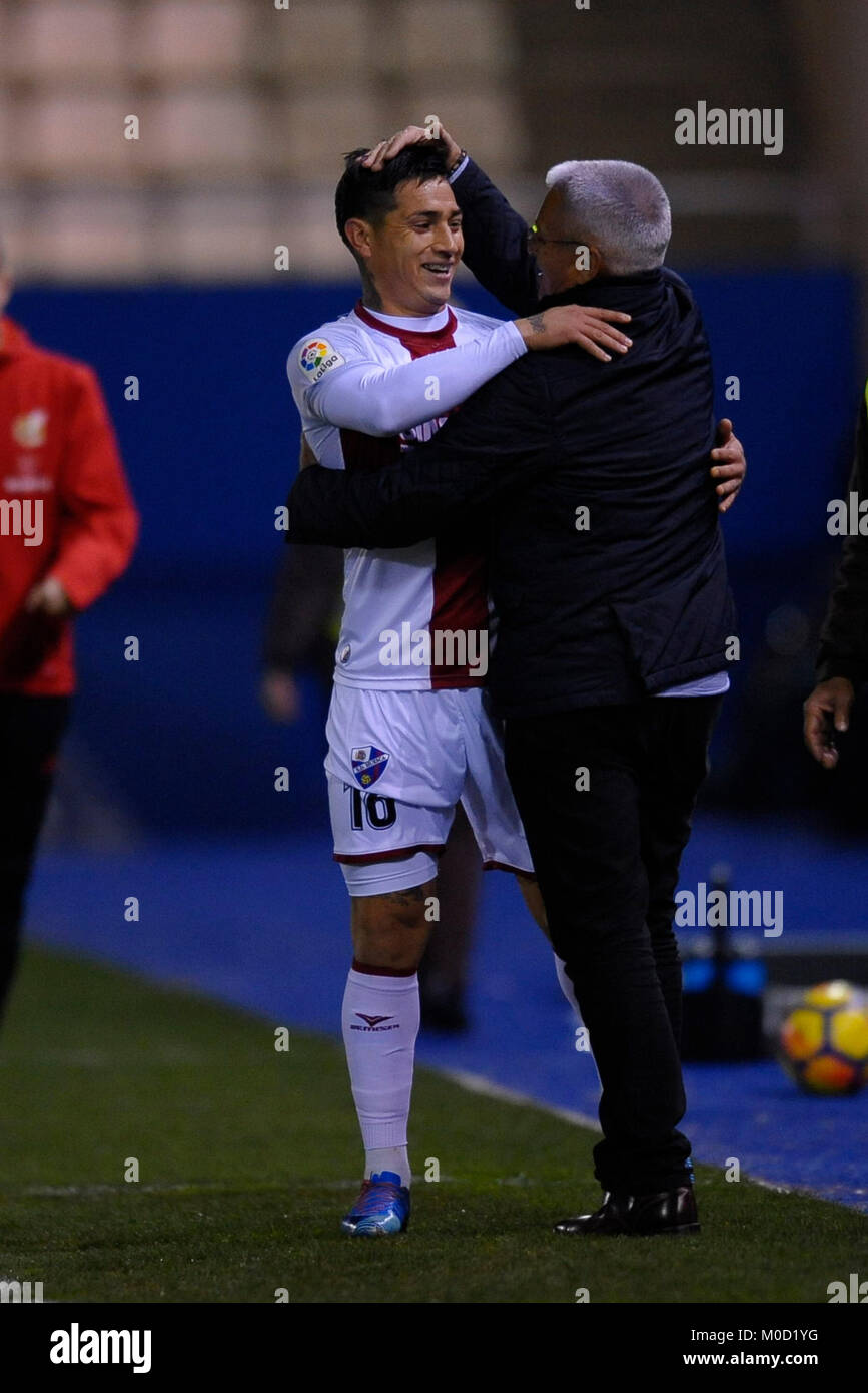 Spanien. 20 Jan, 2018. Partido de Liga 1 2 3 entre Lorca CF-y SD Huesca en el estadio Artes Carrasco, Lorca (Murcia). 20 de Enero de 2018. En la Foto: chimy Avila, Fabri Gonzalez Credit: Gtres Información más Comuniación auf Linie, S.L./Alamy leben Nachrichten Stockfoto