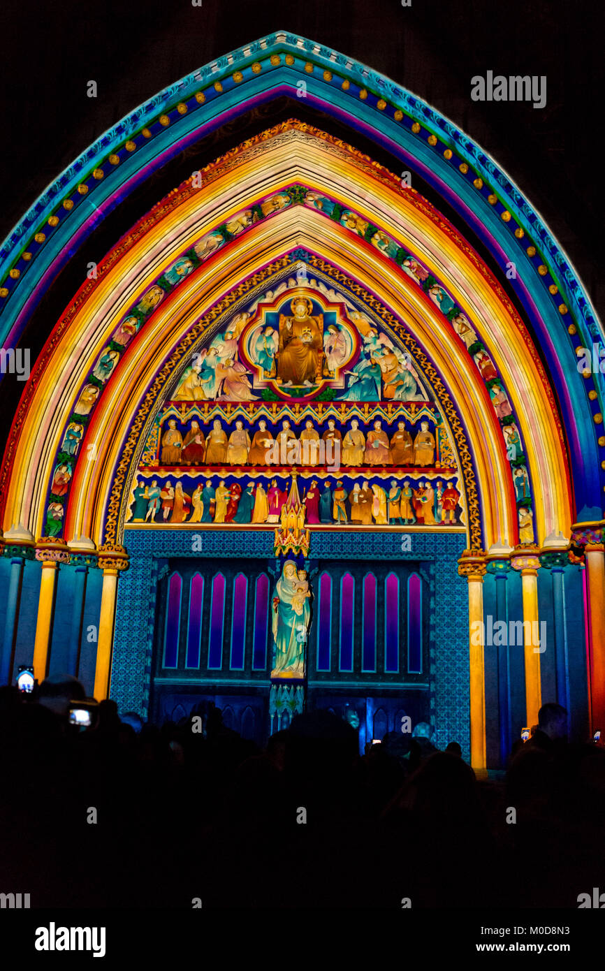 London, England. 20. Januar 2018. Das Licht des Geistes von Patrice Warrener ist auf die Westminster Abbey als Teil der Lumiere London 2018 projiziert. Lumiere London ist eine Stadt große Licht Festival umfasst zahlreiche Lichtinstallationen in der Hauptstadt. Credit: Milton Cogheil/Alamy leben Nachrichten Stockfoto