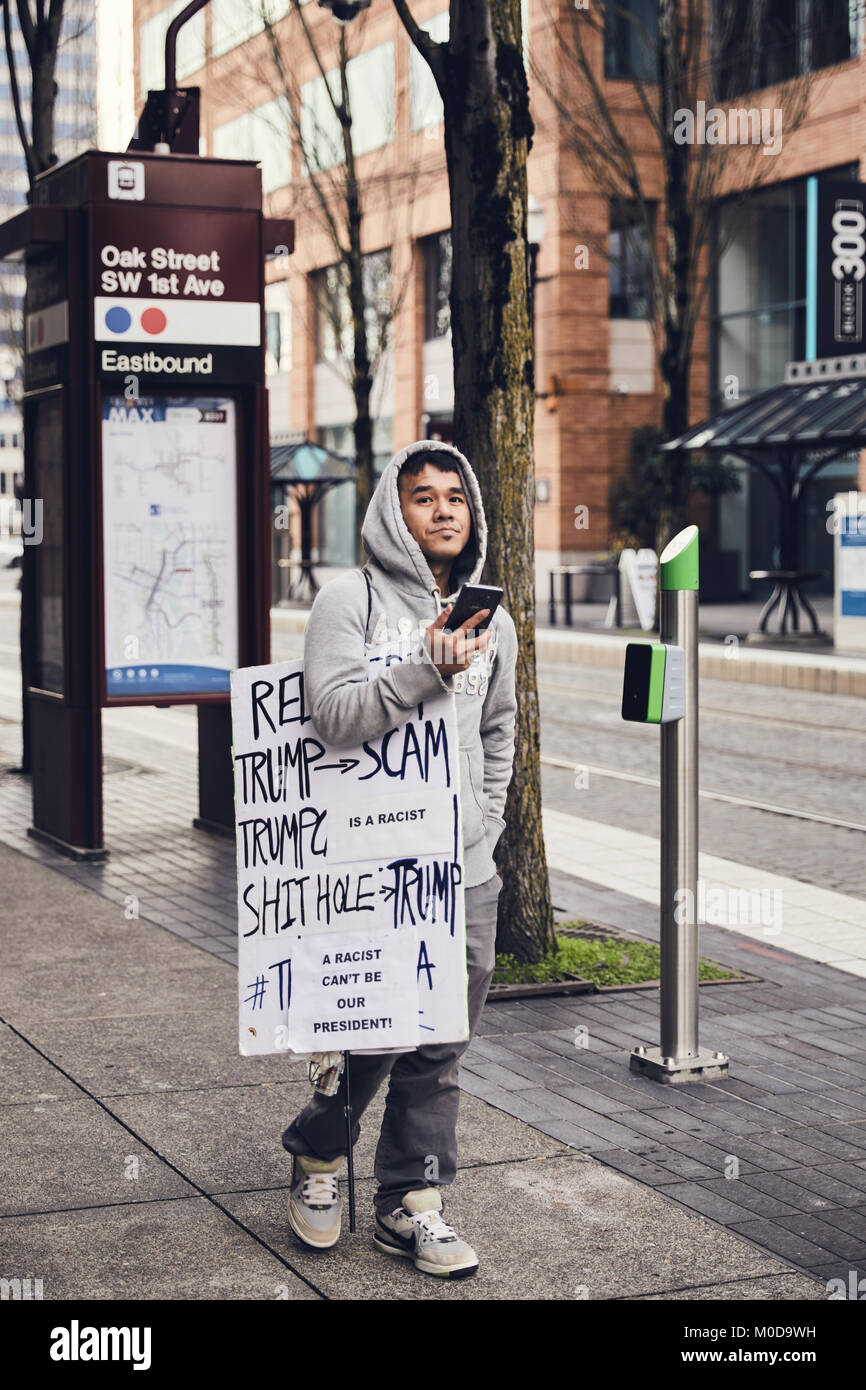 Anti Trumpf Zeichen Stockfotos Und Bilder Kaufen Alamy
