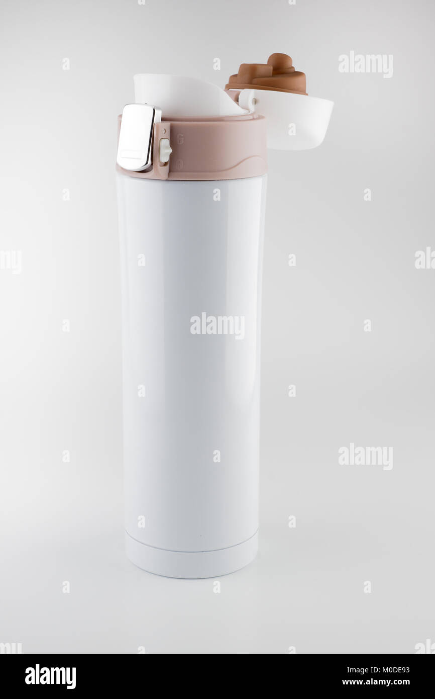 Thermos Travel Mug isoliert auf weißem Hintergrund Stockfoto