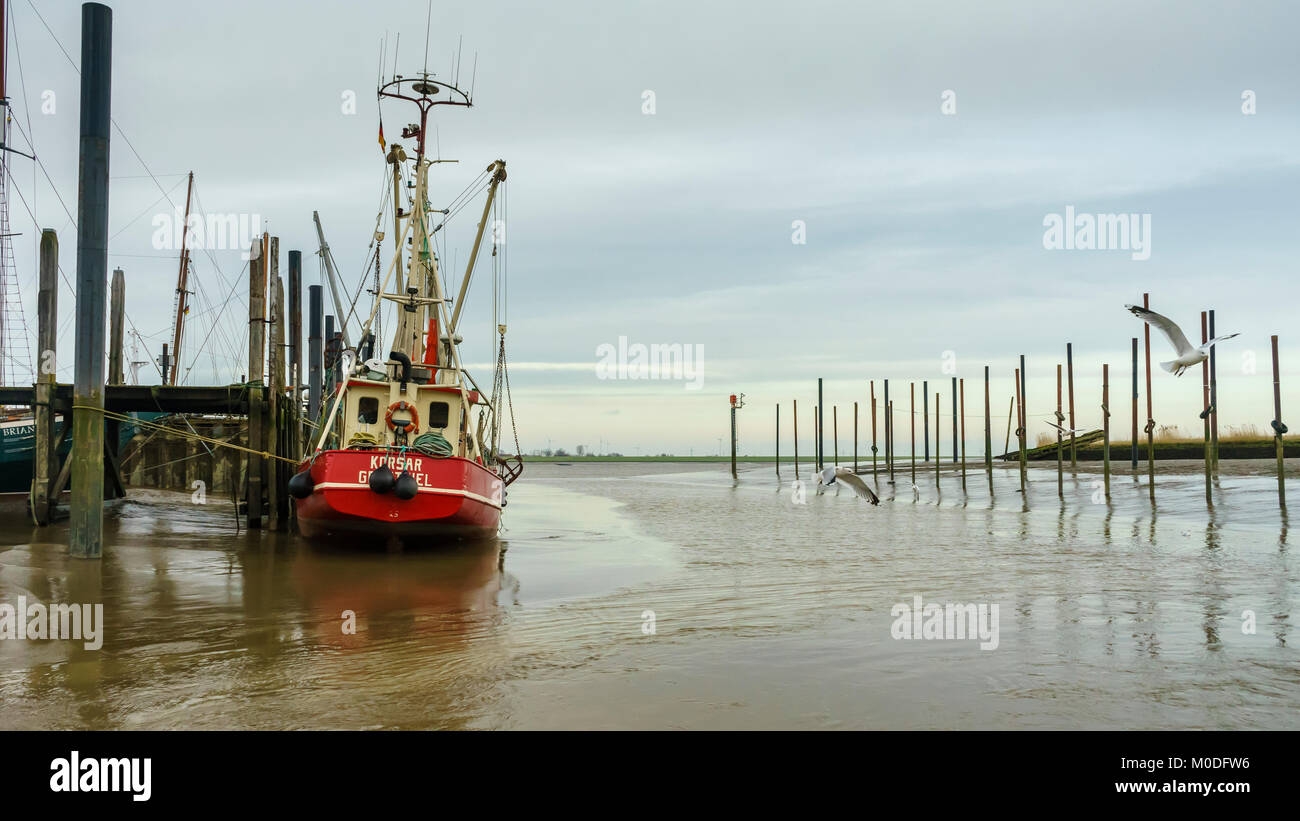 Schiff (Trawler) ditzum Winter Stockfoto