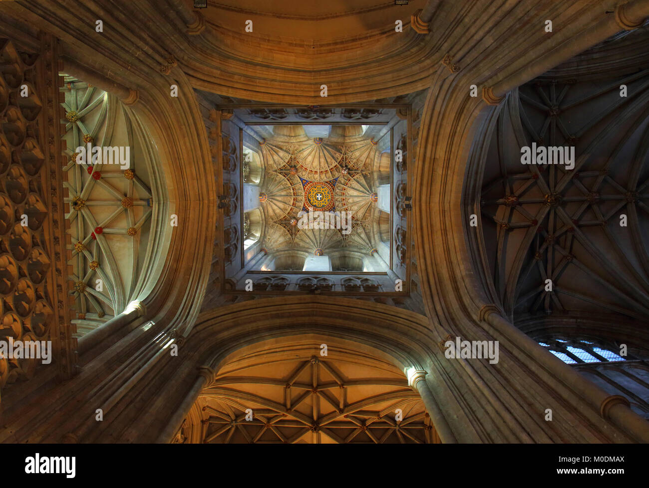 nach oben in den Turm von Canterbury Kathedrale kent Stockfoto
