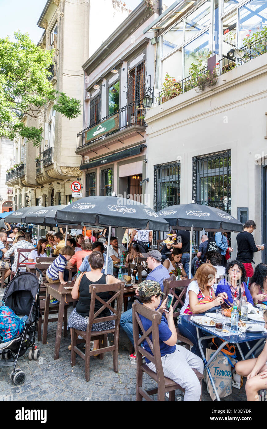 Buenos Aires Argentinien, San Telmo Plaza Dorrego, Parrilla Dorrego, Grill, Restaurant Restaurants Essen Essen Essen gehen Cafe Cafés Bistro, al fresco, sid Stockfoto Buenos Aires Argentinien, San Telmo Plaza Dorrego, Parrilla Dorrego, Grill, Restaurant Restaurants Essen Essen Essen gehen Cafe Cafés Bistro, al fresco, sid Stockfoto