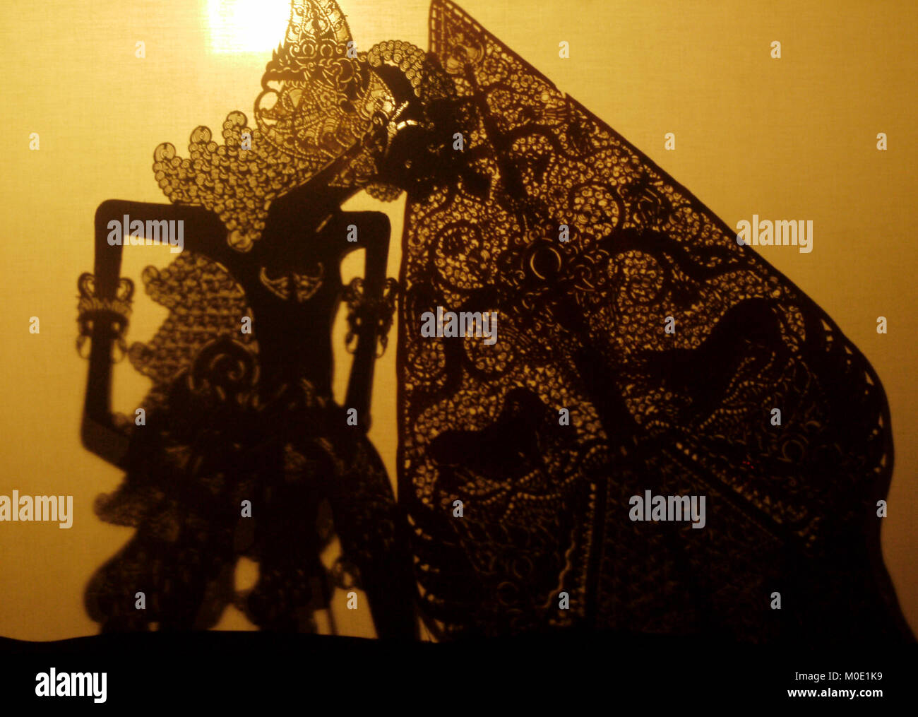 Indonesische Shadow Puppet oder Wayang Kulit sind ohne Zweifel eine der indonesischen Populärkultur. Stockfoto