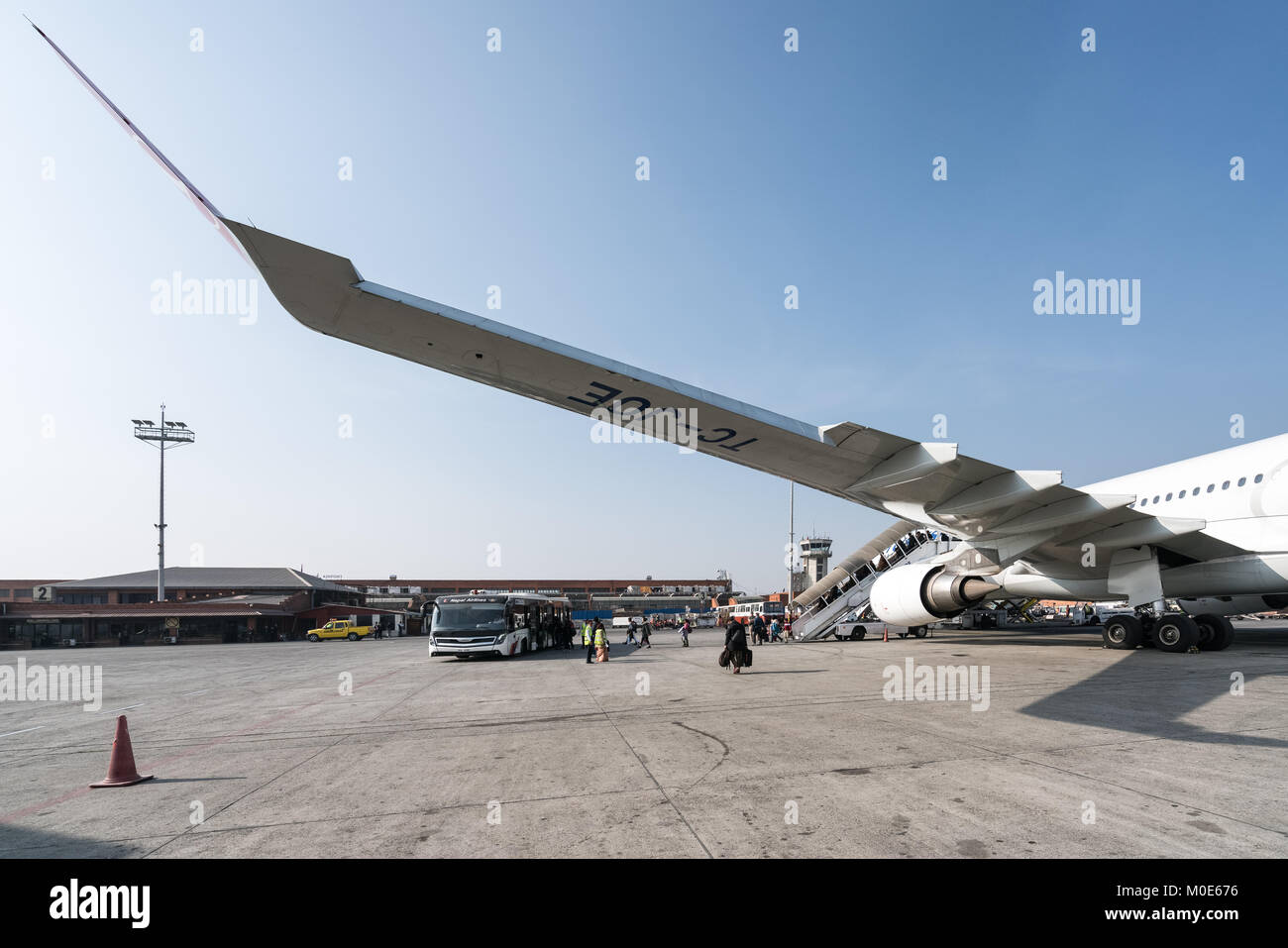 Am internationalen Flughafen Tribhuvan in Kathmandu, Nepal Stockfoto
