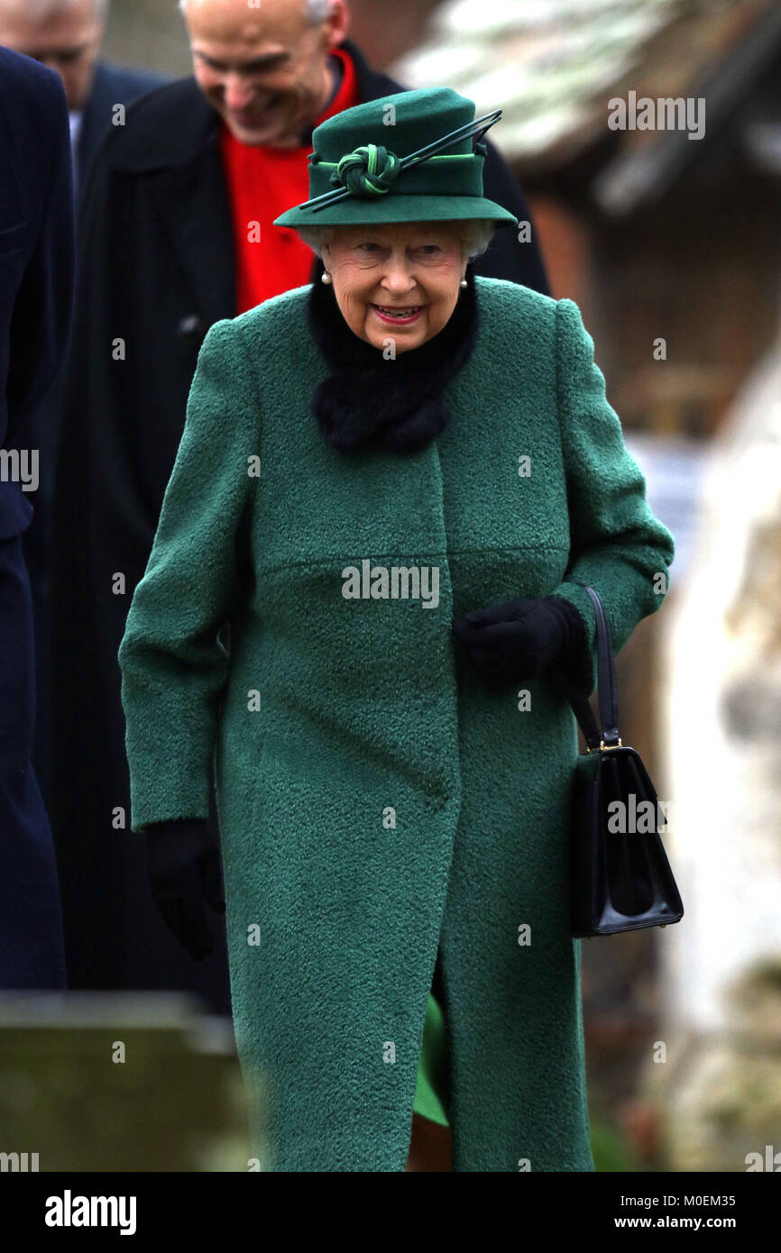 Schloss Steigende, Norfolk, Großbritannien. 21 Jan, 2018. Königin Elizabeth II., die Teilnahme an der St. Laurentius Kirche Sonntag Morgen, in der Kredit: Paul Marriott/Alamy leben Nachrichten Stockfoto