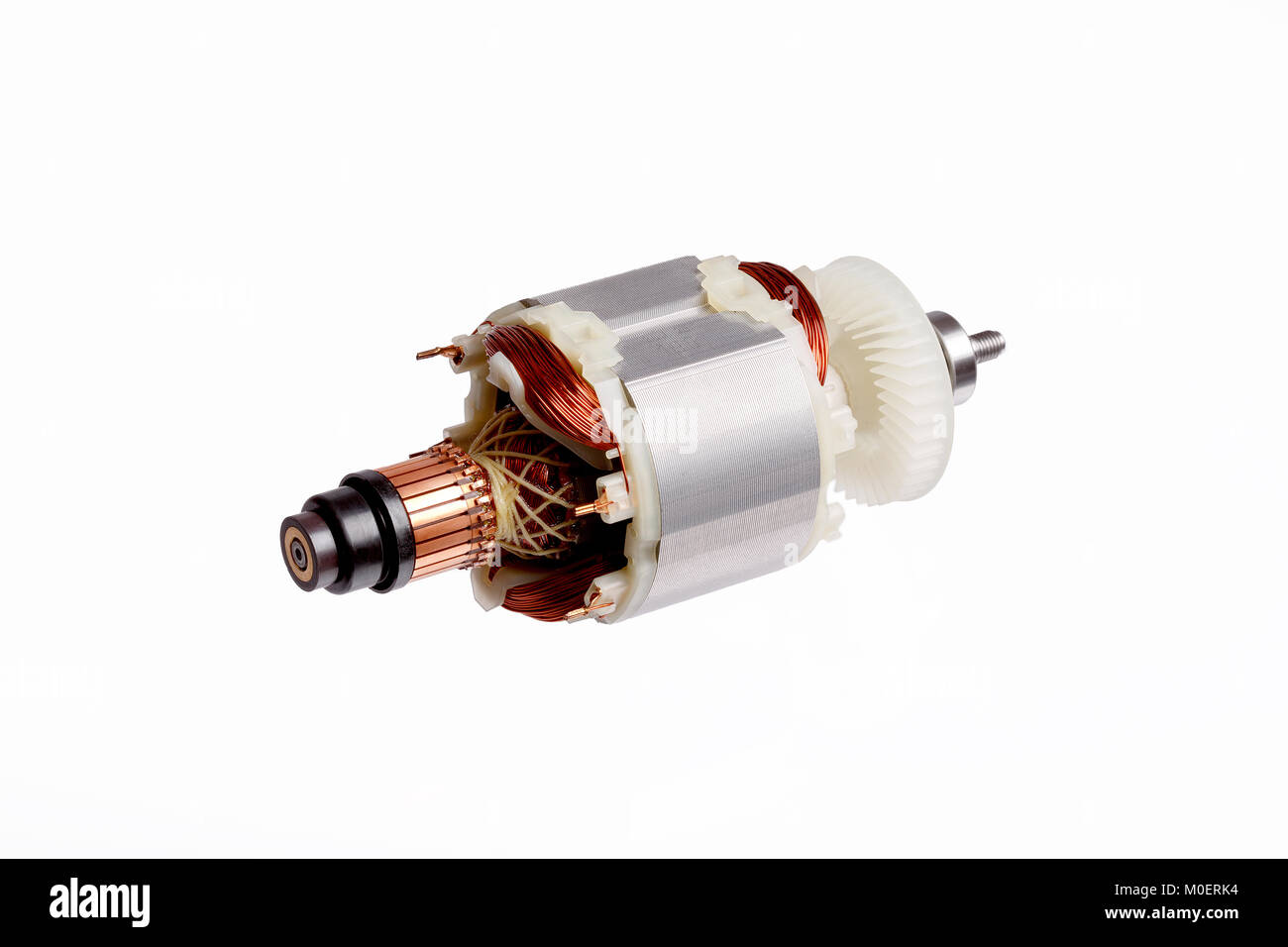 Kleiner Elektromotor auf weißem Hintergrund Stockfoto