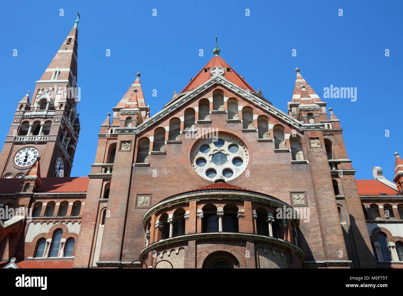 Szeged, Ungarn. Stadt Csongrad County. Votivkirche. Neo-romanischen Architektur. Stockfoto