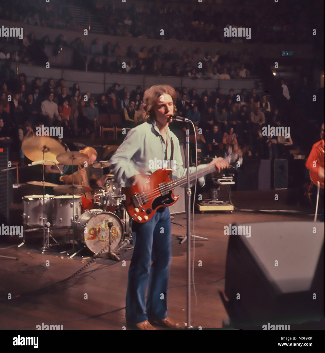 Creme de rock Gruppe Abschied Konzert in der Londoner Albert Hall 26. November 1968. mit Jack Bruce an der Gitarre. Foto: Tony Gale Stockfoto