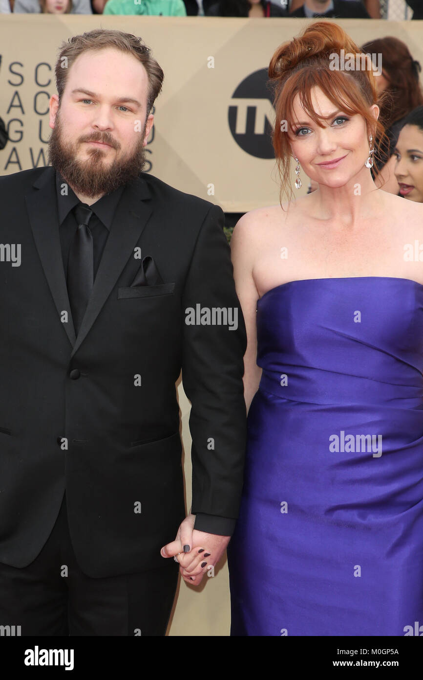 Los Angeles, Ca, USA. 21 Jan, 2018. Matt Peters, Susan Burke Am 24. jährlichen Screen Actors Guild Awards im Shrine Auditorium in Los Angeles, Kalifornien am 21. Januar 2018. Credit: FSRetna/MediaPunch/Alamy leben Nachrichten Stockfoto