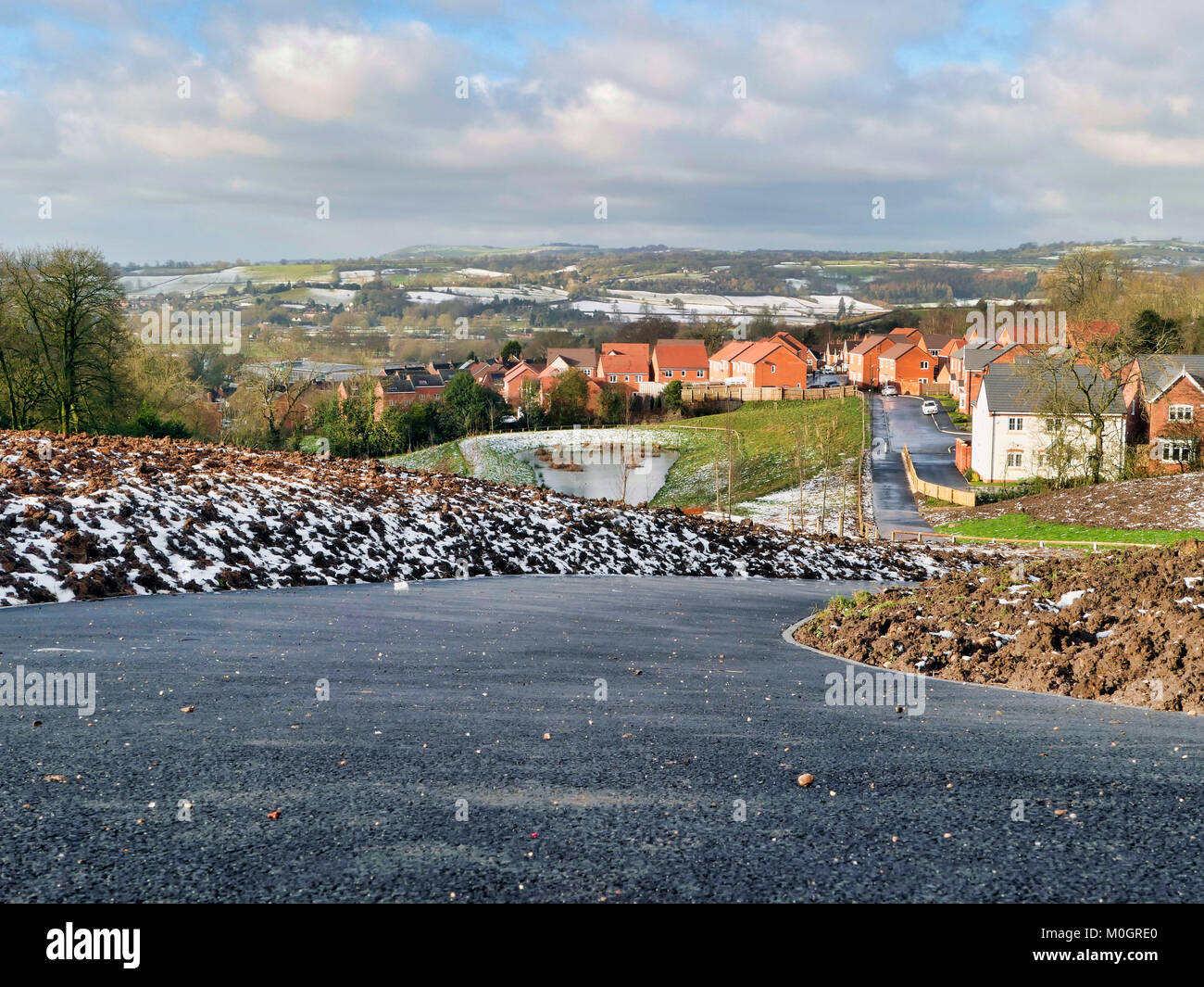 Ashbourne, Derbyshire. 22 Jan, 2018. UK Wetter: Sonnenschein und warmen Temperaturen den schweren Schnee gestern in 2 Std in Ashbourne, Derbyshire fiel das Tor für die Peak District National Park Credit: Doug Blane/Alamy Leben Nachrichten schmelzen Stockfoto