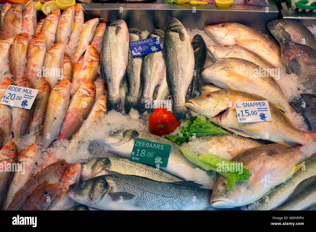 Amsterdam fischmarkt niederlande Fotos und Bildmaterial in hoher