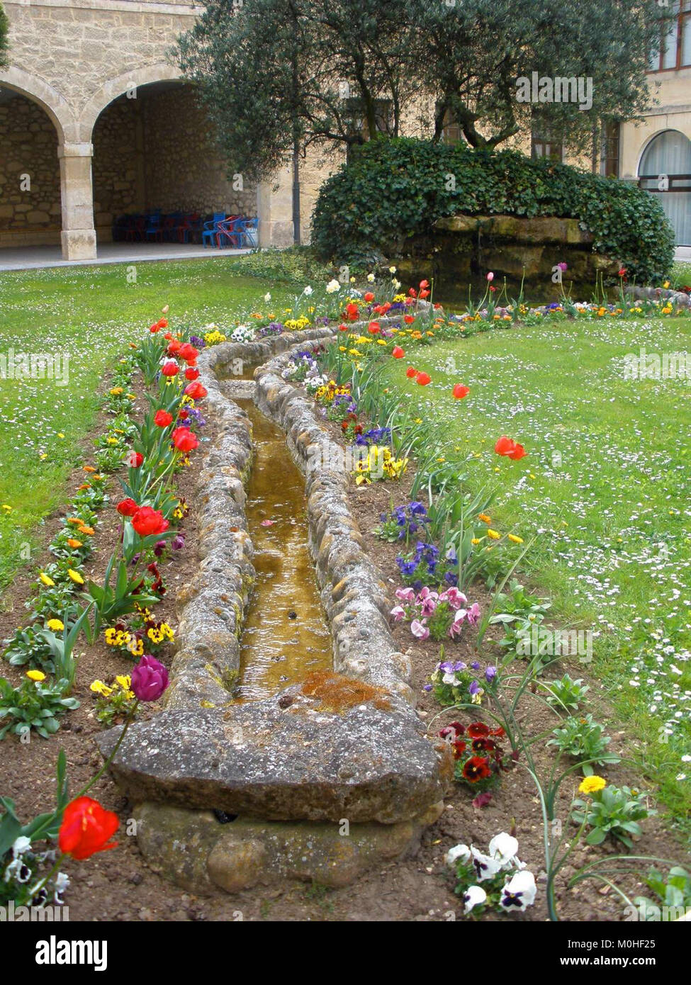 Bugedo Monasterio de Santa María de Bujedo de Candepajares 12