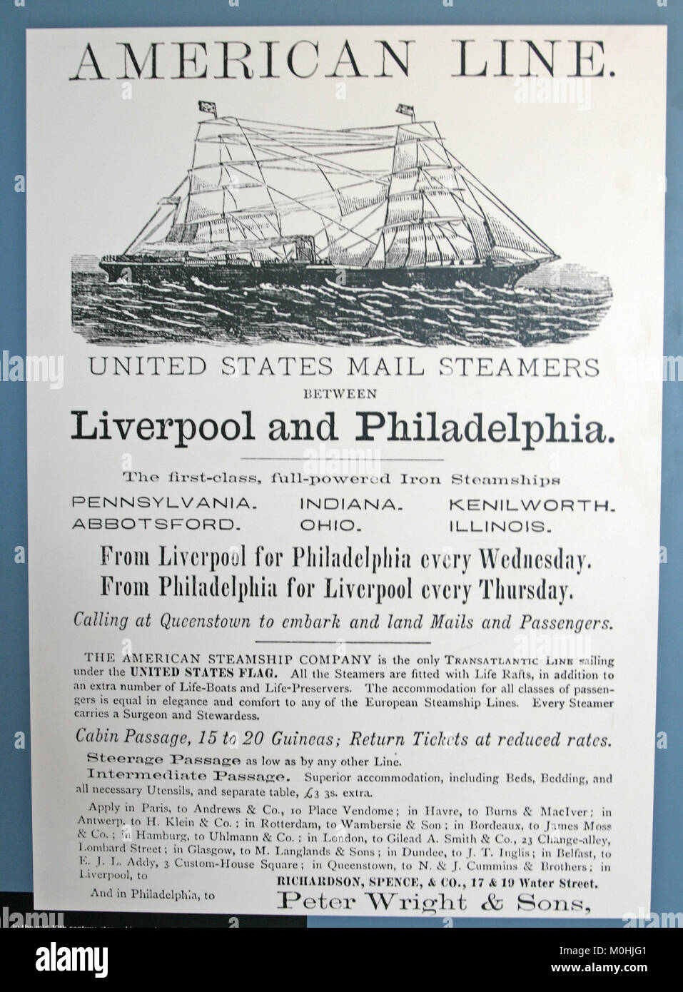 Aushang und Zeitplan für die Amerikanischen steamliner Schiffe zwischen Liverpool und Philadelphia, Immigration Museum, Ellis Island, Upper New York Bay, Neue Stockfoto