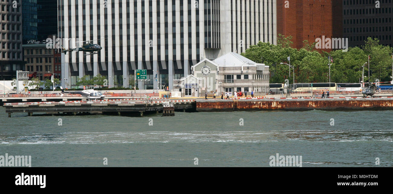 Downtown Manhattan/Wall Street Heliport am Pier 6, East River, Lower