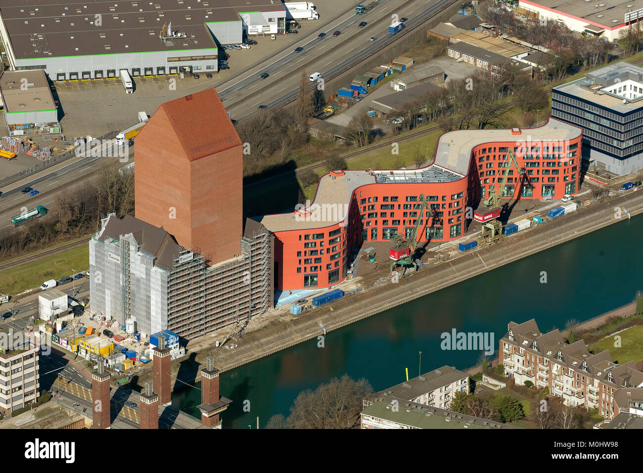 Luftaufnahme, NRW-Archiv am Innenhafen, Duisburg, Innenhafen, Duisburg, Ruhrgebiet, Nordrhein-Westfalen, Deutschland, Europa, Duisburg, Ruh Stockfoto