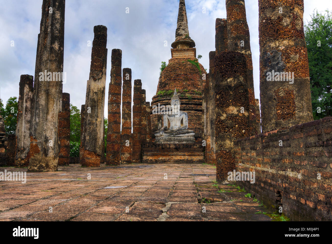 Asien, Thailand, Sukhothai Historical Park, Wat Sa Si Tempel Stockfoto