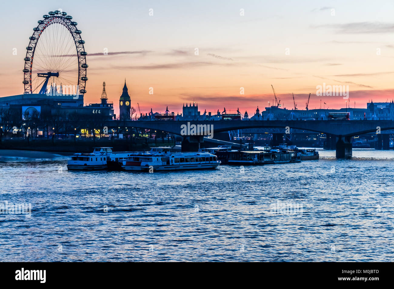 London Eye Millennium Wheel, Böschung. Stockfoto