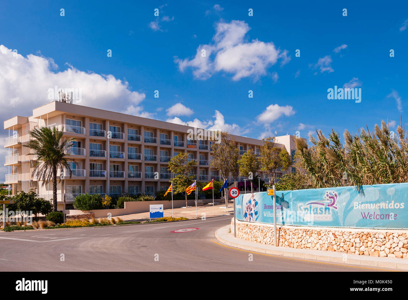 Splash World Water Park im Hotel Sur Menorca, in dem kleinen Dorf Biniancolla-Punta Prima, Menorca, Balearen, Spanien Stockfoto