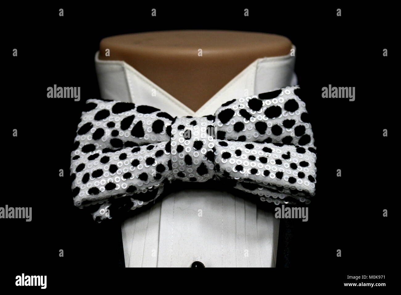 Faux Ocelot Bow Tie Stockfoto