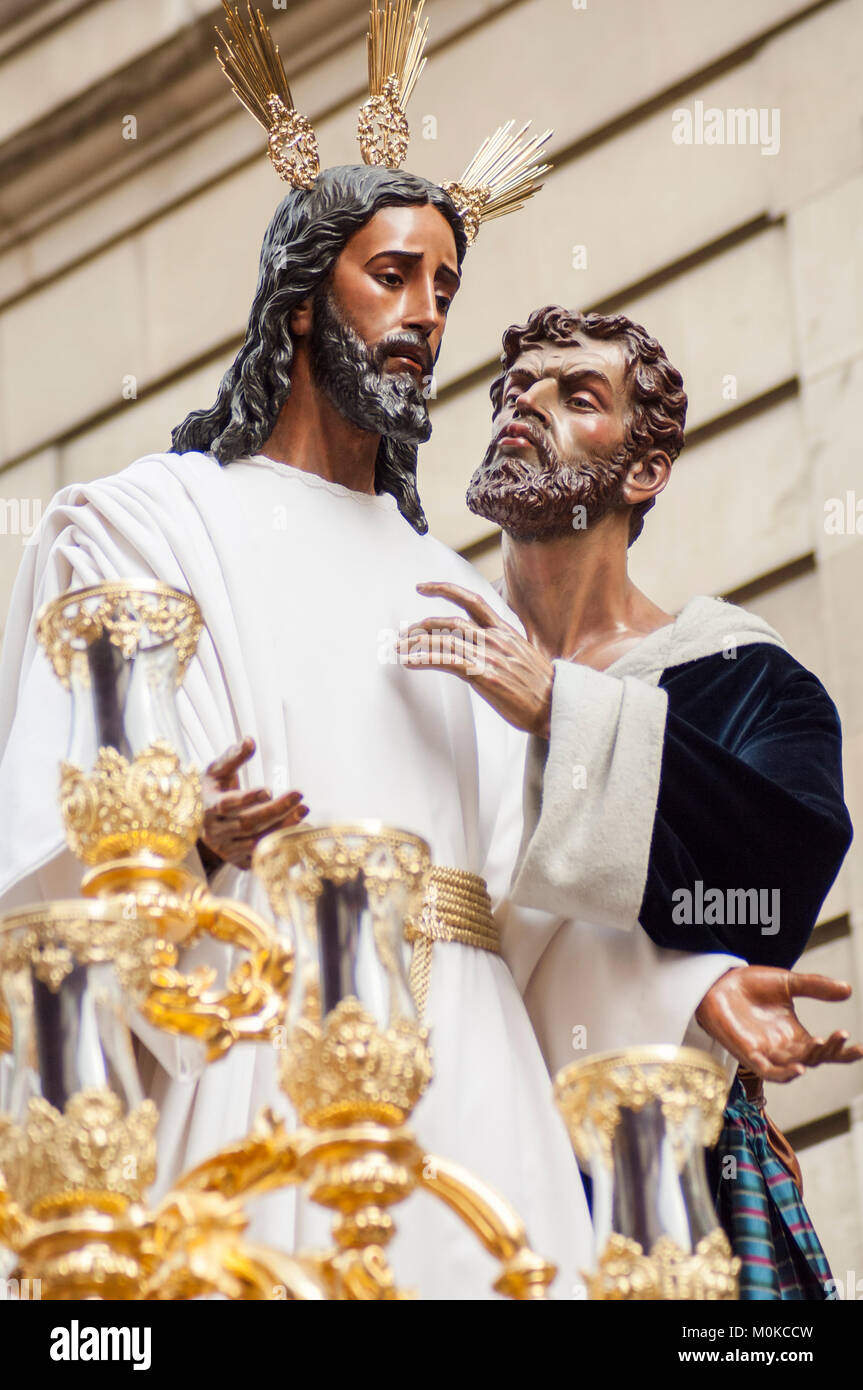 Float Von Christus Der Bruderschaft Des El Beso De Judas Wahrend Seiner Bussweg Am Heiligen Montag Stockfotografie Alamy