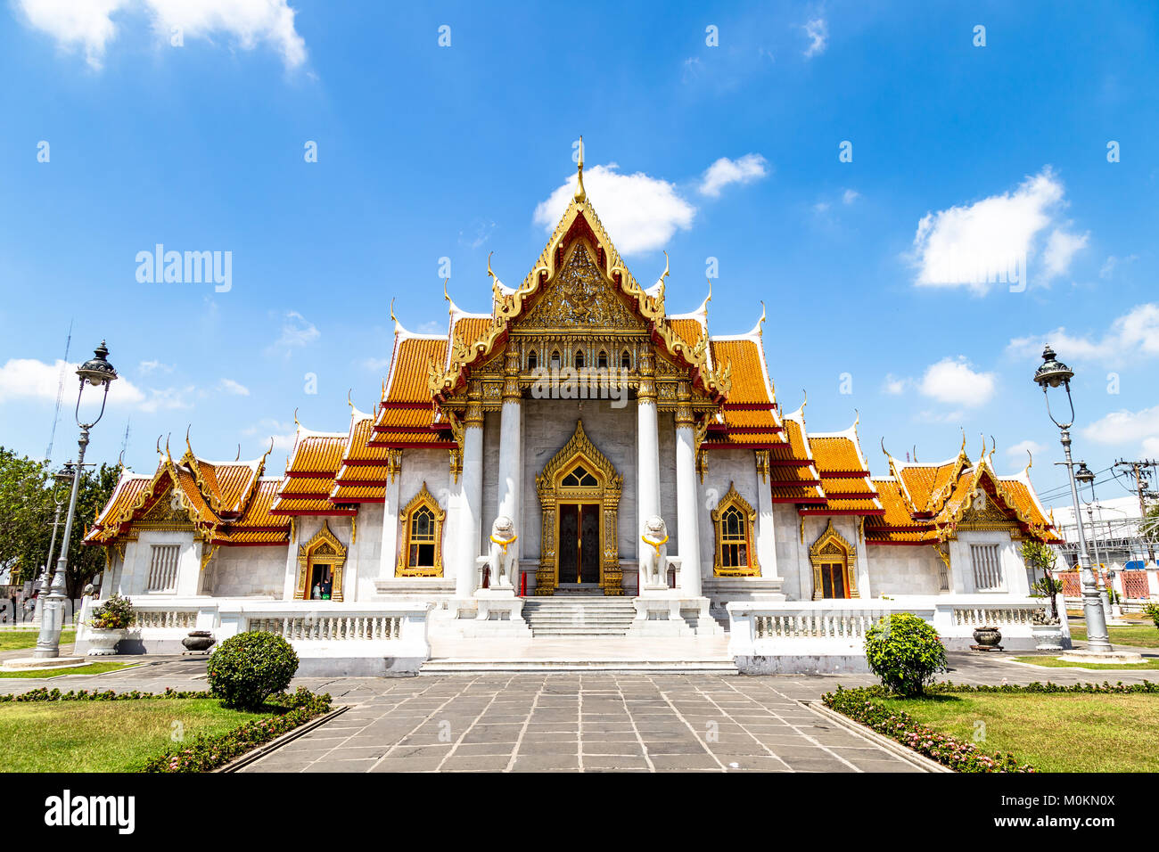 Der Marmor-tempel, Wat Benchamabophi, in Bangkok, Thailand, ganz aus weißem Marmor aus Italien Stockfoto