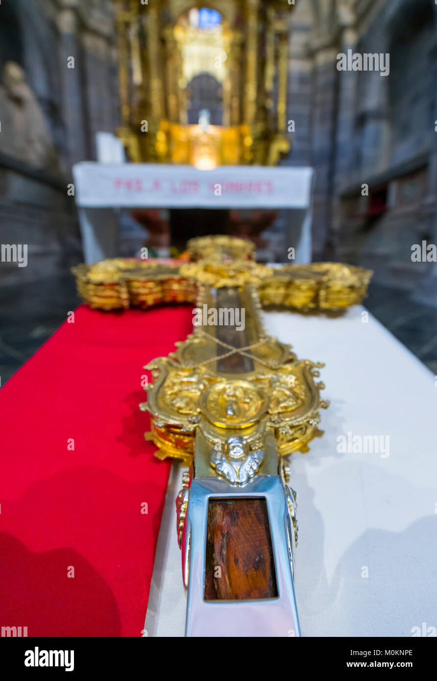 Lignum Crucis, das größte noch erhaltene Stück des Wahren Kreuzes., Kloster von Santo Toribio de Liébana, "Die Heilige Straße Lebaniego', Liébana Tal, Können Stockfoto