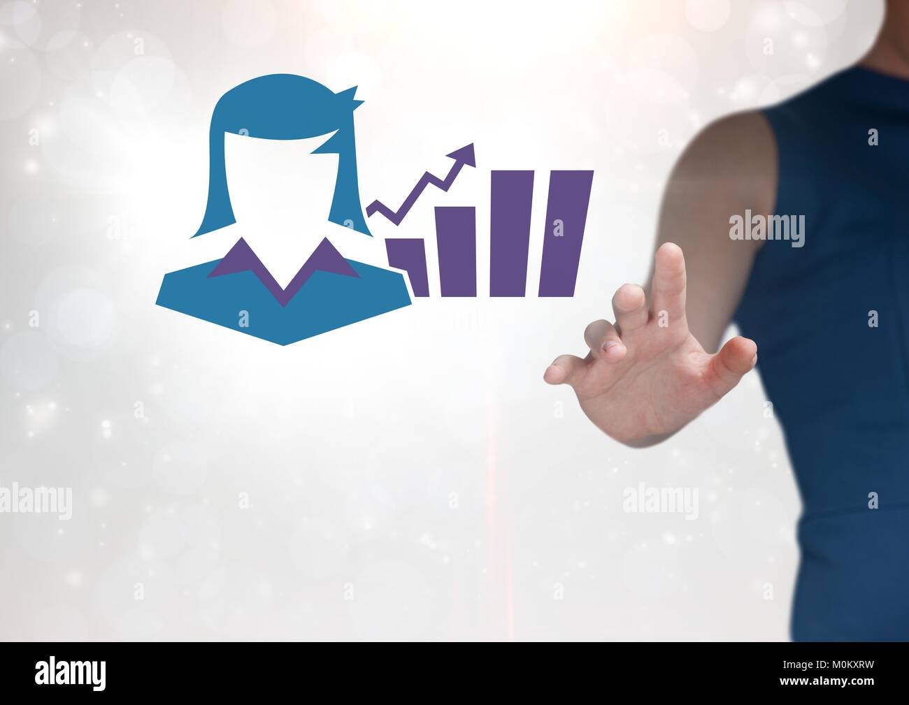 Hand Interaktion mit Geschäftsfrau und Chart Statistik Symbol Stockfoto