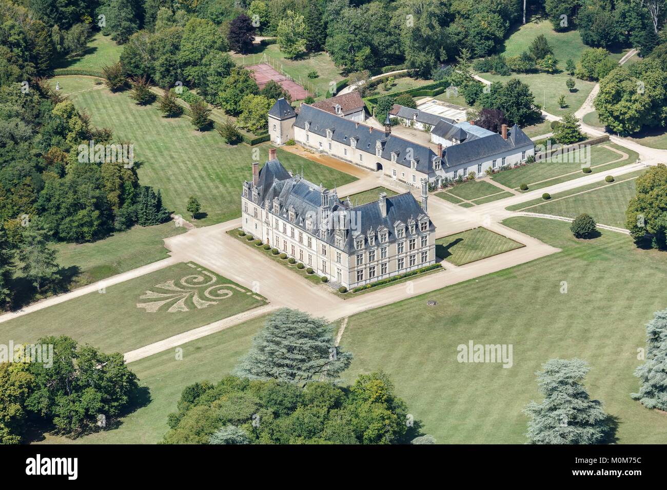 Frankreich, Loir et Cher, Cellettes, Schloss Beauregard (Luftbild) Stockfoto