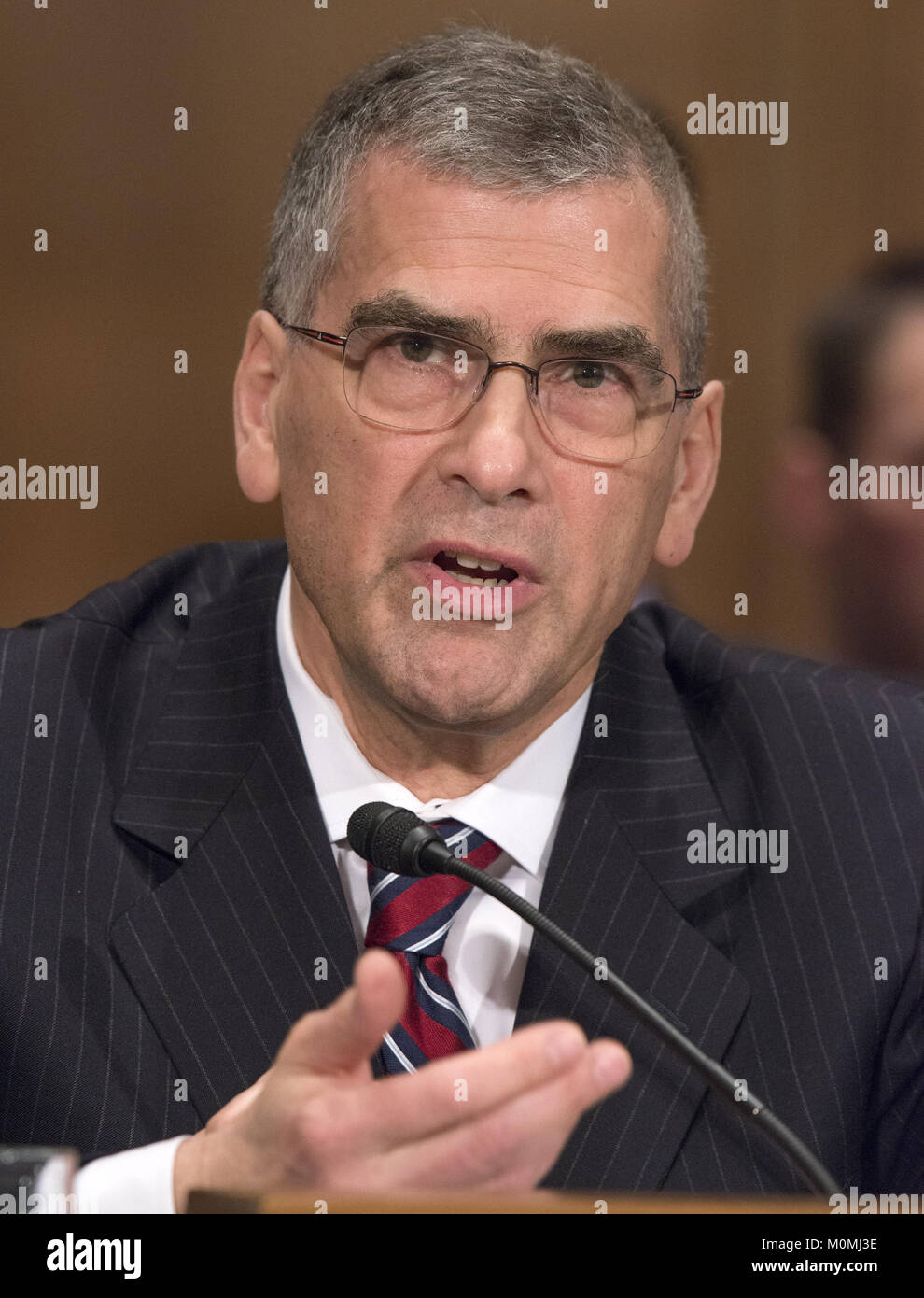 Washington, District of Columbia, USA. 23 Jan, 2018. Dr. Marvin Goodfriend bezeugt vor den Senat der Vereinigten Staaten Ausschuss für Banken, Wohnungsbau und Stadtentwicklung auf seine Nominierung Mitglied des Board of Governors des Federal Reserve System auf dem Capitol Hill in Washington, DC am Dienstag, 23. Januar 2018. Quelle: Ron Sachs/CNP Credit: Ron Sachs/CNP/ZUMA Draht/Alamy leben Nachrichten Stockfoto