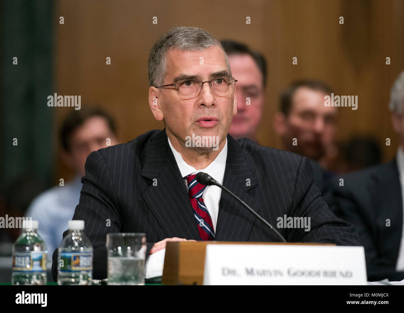 Dr. Marvin Goodfriend bezeugt vor den Senat der Vereinigten Staaten Ausschuss für Banken, Wohnungsbau und Stadtentwicklung auf seine Nominierung Mitglied des Board of Governors des Federal Reserve System auf dem Capitol Hill in Washington, DC am Dienstag, 23. Januar 2018. Credit: Ron Sachs/CNP/MediaPunch Stockfoto