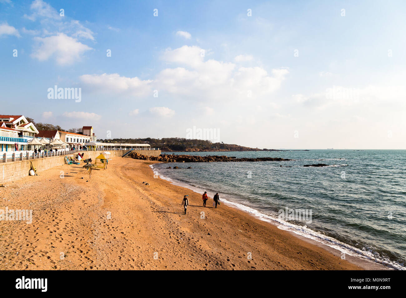 Taiping Bucht im Licht einer Herbstnachmittag, Qingdao, Shandong, China Stockfoto