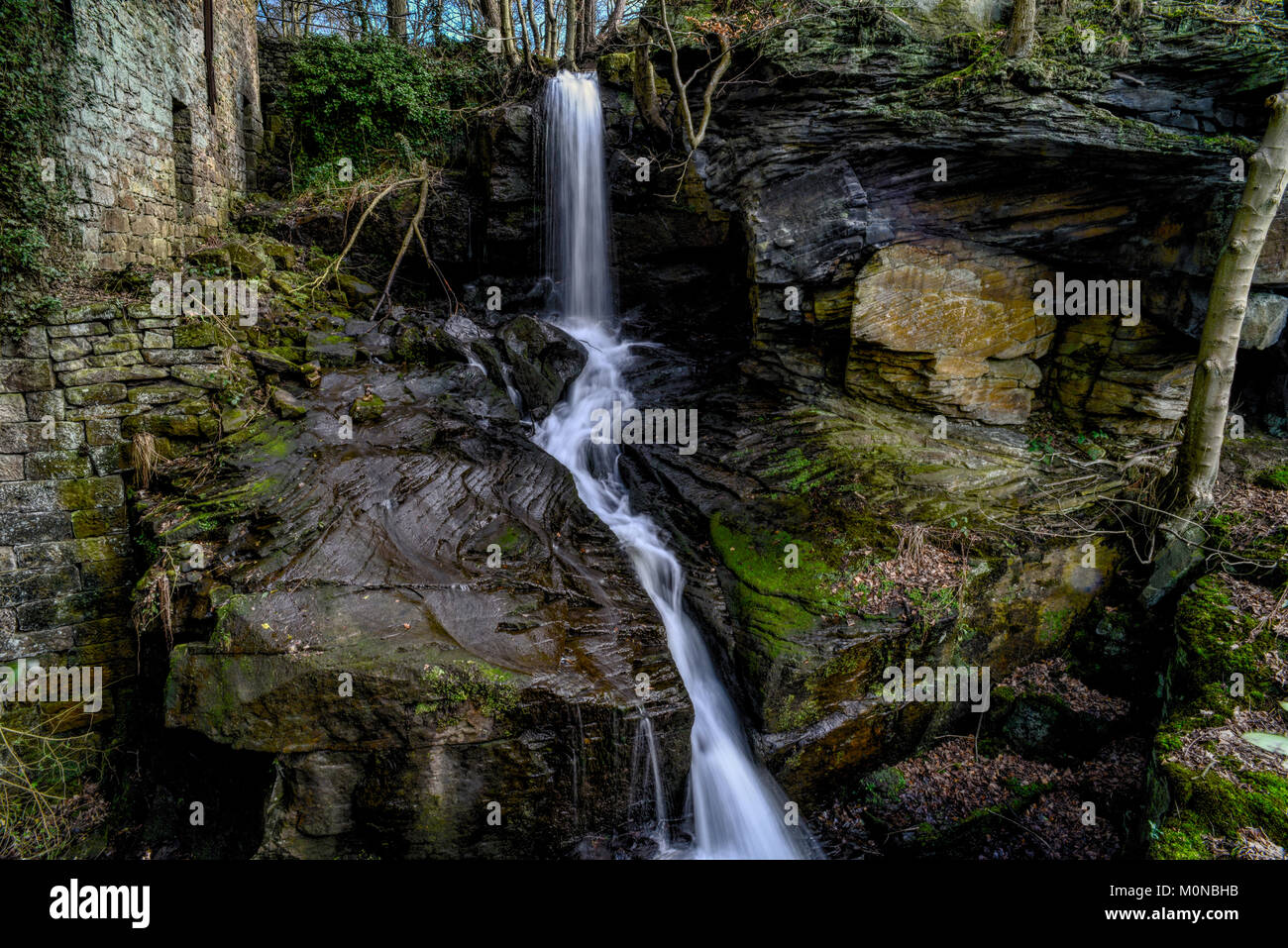 Die cornmill Wasserfall, Lumsdale Stockfoto