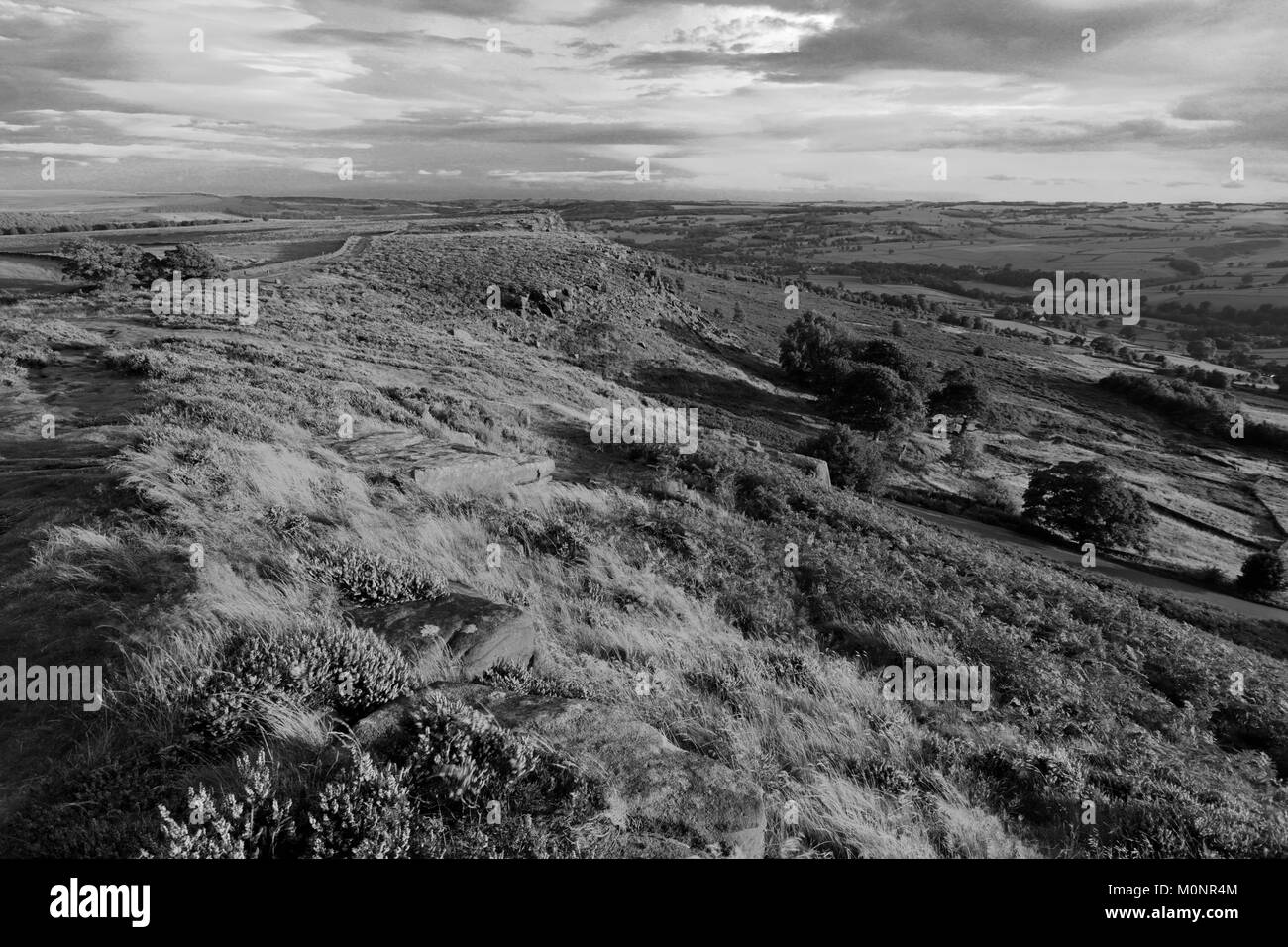 Sonnenuntergang auf curbar Kante, Nationalpark Peak District, Derbyshire, England, Großbritannien Stockfoto