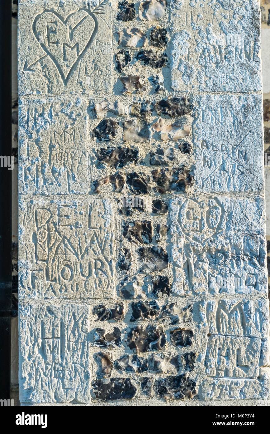 Frankreich, Somme, Baie de Somme, der mittelalterlichen Stadt Saint-Valery-sur-Somme, der neugotischen Stil Kapelle der Matrosen, die auf den Höhen der Kap Hornu, präsentiert die Wände in den Kontrollen von weißem Stein und Feuerstein Stockfoto