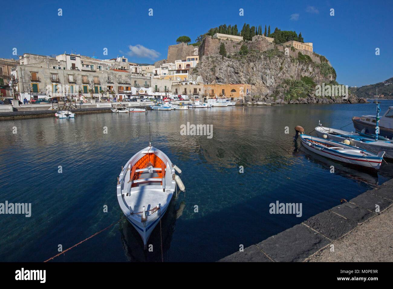 Italien, Sizilien, Liparische Inseln, Insel Lipari, der Hafen Stockfoto