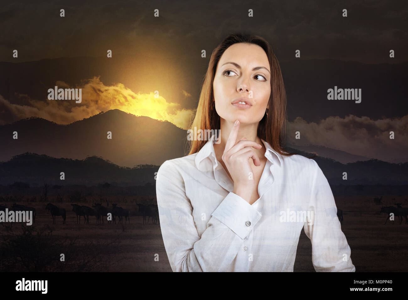 Schöne tausendjährigen lady Generierung von Ideen Stockfoto
