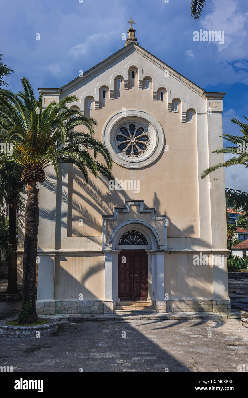 Katholische Kirche des heiligen Hieronymus auf Glimmer Pavlovica Quadrat auf die Altstadt von Herceg Novi Stadt an der Adria Küste in Montenegro Stockfoto