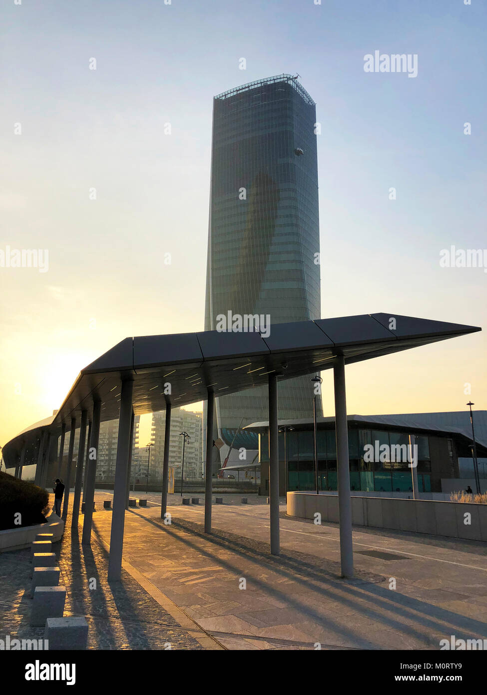 Generali Tower, Lo Storto, den Twisted ist ein Wolkenkratzer von Mailand, Italien. 23. Januar 2018. Die Architektin Zaha Hadid. Warping Form Stockfoto