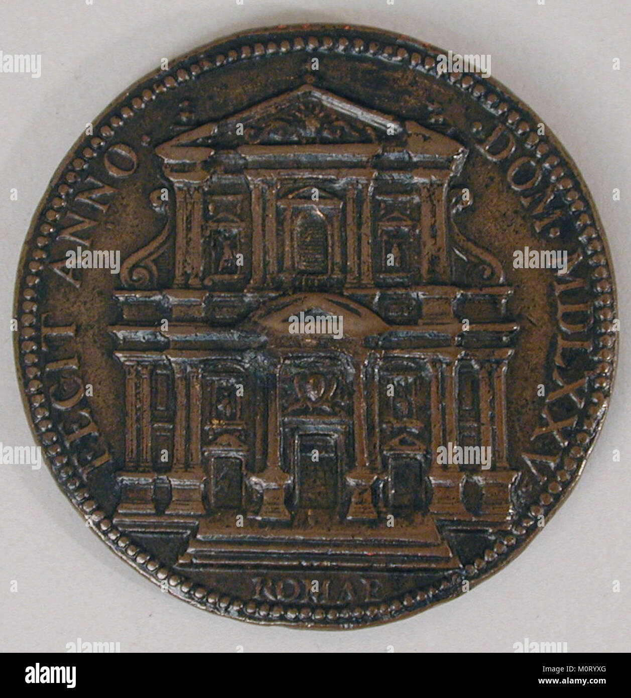 Kardinal Alessandro Farnese, eine bemerkenswerte Figur der römisch-katholischen Kirche, ist in einem Werk im Metropolitan Museum of Art zu sehen Das Stück, das von MET LC-25 142 45-002 identifiziert wurde, unterstreicht seine Bedeutung in religiösen und historischen Zusammenhängen. Stockfoto