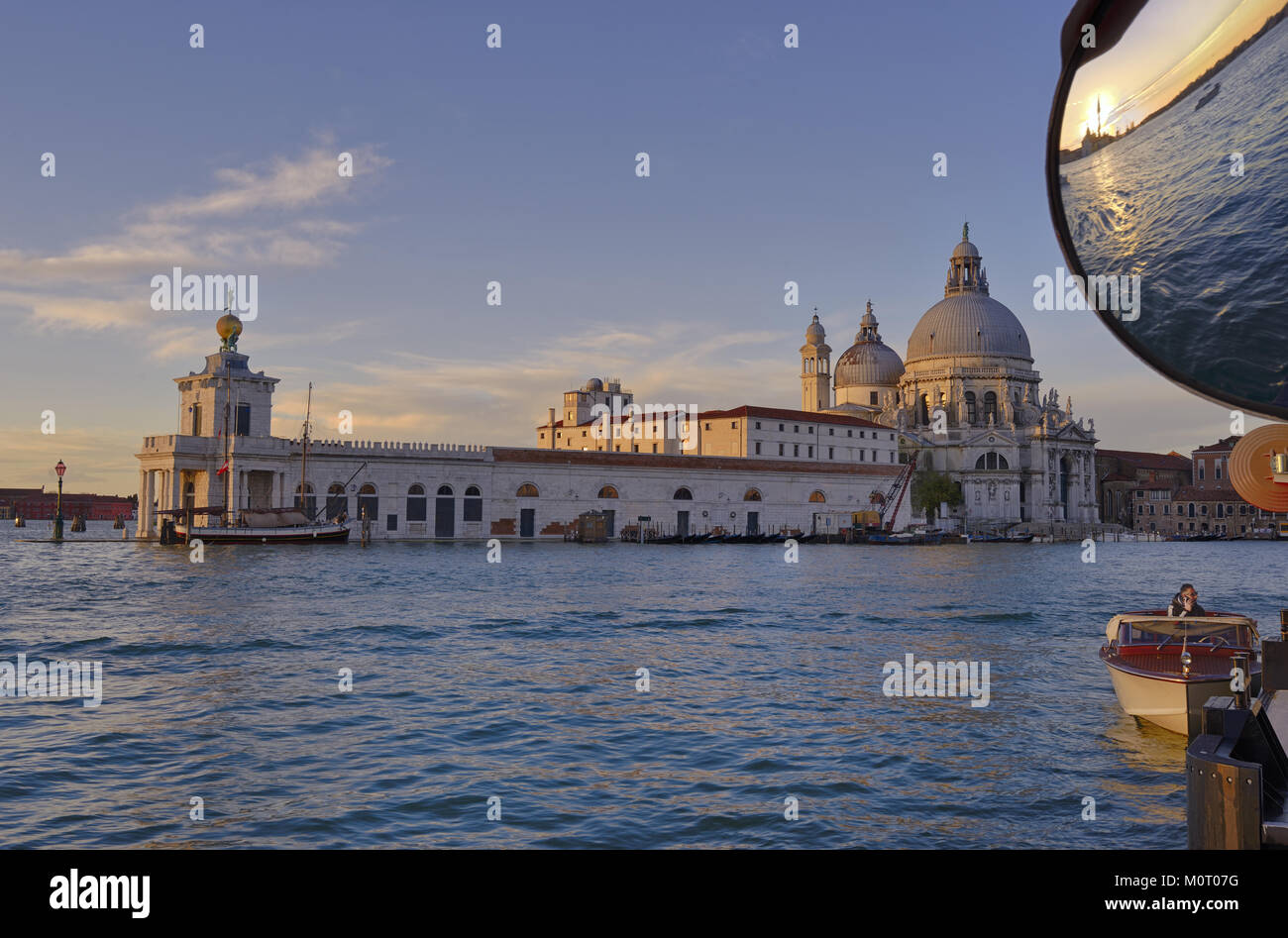 Venedig, der Punta della Dogana Stockfoto