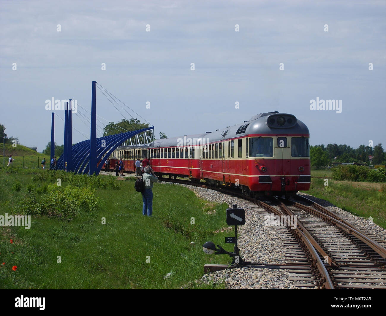 Der Flughafen Caslav in der Tschechischen Republik ist ein wichtiger militärischer und ziviler Flughafen, der die Region bedient. Es ist bekannt für seine Flugplatzeinrichtungen und seine Rolle in der Luftfahrtgeschichte. Stockfoto