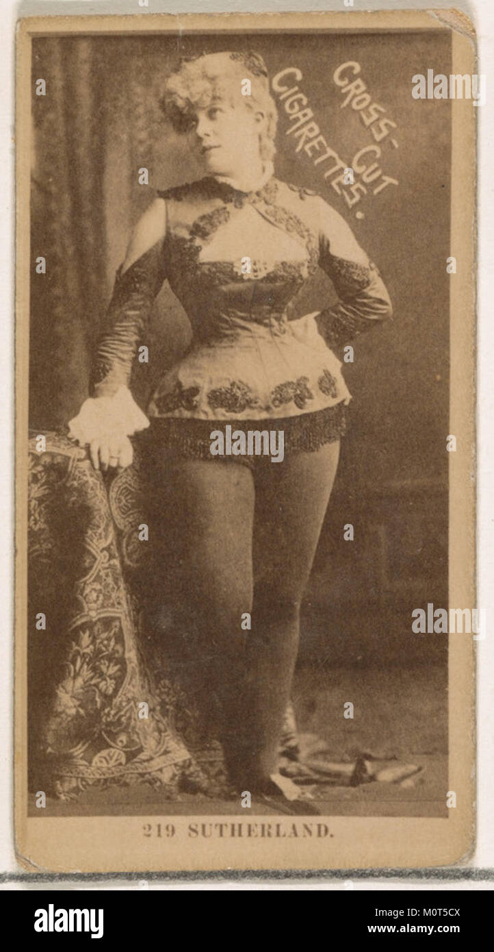 Diese Vintage-Karte aus der Actors and Schauspielerinnen-Serie zeigt Sutherland und wurde von Duke Sons & Co. Als Teil eines Werbeartikels für Cross Cut Zigaretten ausgegeben. Stockfoto