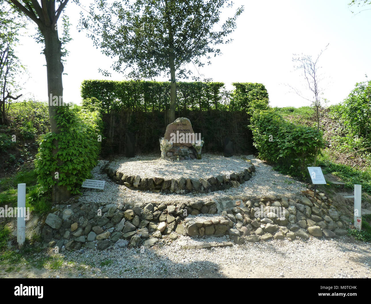 Das Cartils war Monument ist eine Gedenkstätte, die den Soldaten gewidmet ist, die während des Krieges gekämpft haben, um ihre Opfer anzuerkennen. Es ist eine Hommage an die Militärgeschichte und die Ehre von Veteranen. Stockfoto