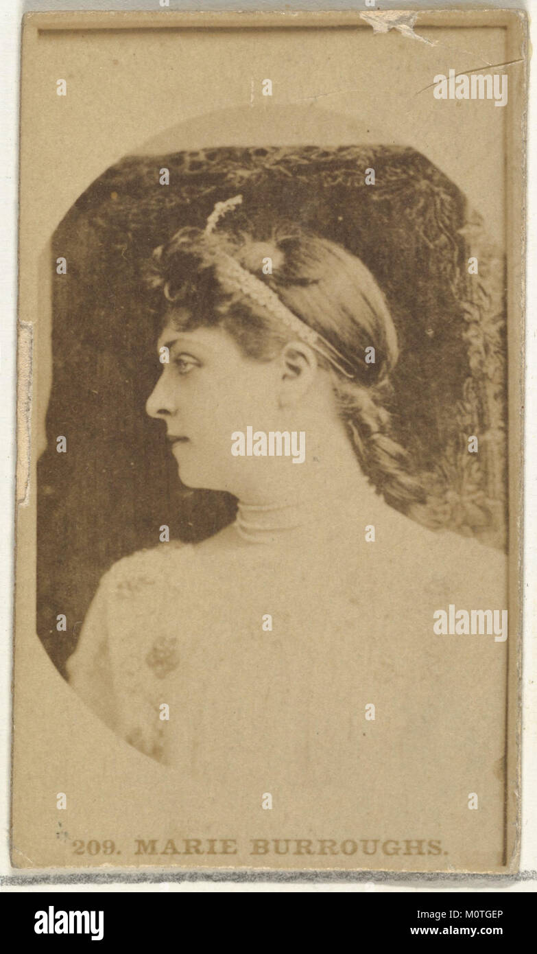 Diese Karte mit der Schauspielerin Marie Burroughs war Teil der Actors and Actress Serie (N145-3), die von Duke Sons & Co. Herausgegeben wurde, um Cross Cut Zigaretten zu bewerben. Es handelt sich um eine Vintage-Sammelkarte, die Burroughs' Nachahmung darstellt. Stockfoto