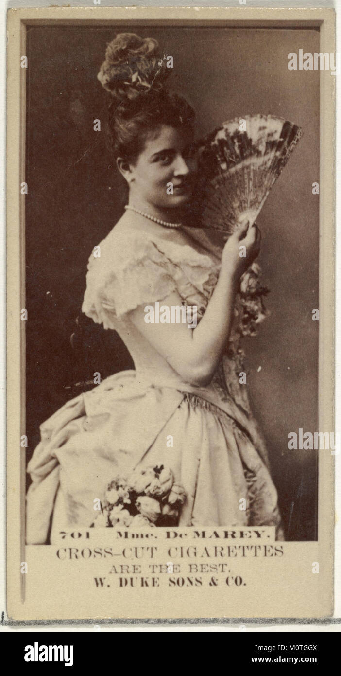 Diese Karte mit Mme. De Marey ist Teil der Actors and Actress Series (N145-3) von Duke Sons & Co., die als Werbeartikel für Cross Cut Zigaretten im frühen 20. Jahrhundert herausgegeben wurde. Stockfoto