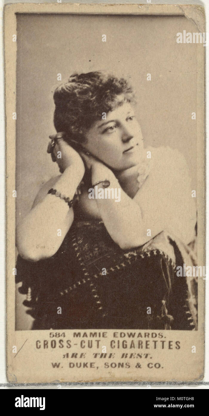 Card Number 584 zeigt Mamie Edwards, eine Schauspielerin aus dem frühen 20. Jahrhundert, aus der Schauspielerserie. Diese Karte wurde von Duke Sons & Co. Zur Förderung von Cross Cut Zigaretten herausgegeben und ist ein Sammlerstück historischer Erinnerungsstücke. Stockfoto