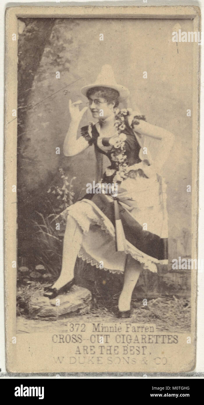 Diese Karte zeigt Minnie Farren, eine Schauspielerin aus der Actors and Actress Serie, die von Duke Sons & Co. Herausgegeben wurde, um Cross Cut Zigaretten zu fördern. Die Karte repräsentiert Werbematerialien aus dem frühen 20. Jahrhundert. Stockfoto