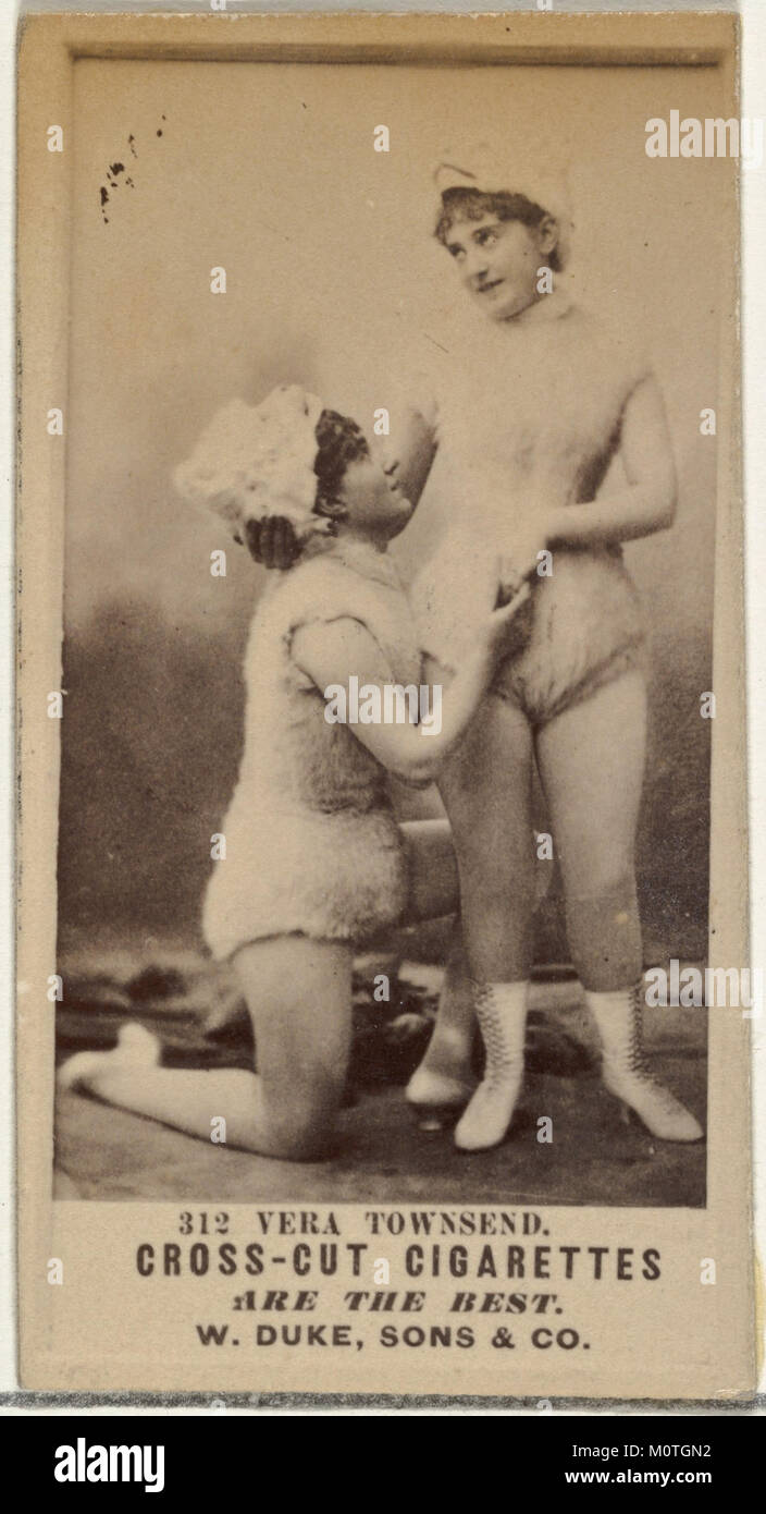 Diese Karte mit der Schauspielerin Vera Townsend war Teil einer Werbeserie von Duke Sons & Co. Für Cross Cut Cigarettes, die Filmstars des 20. Jahrhunderts hervorhob. Stockfoto