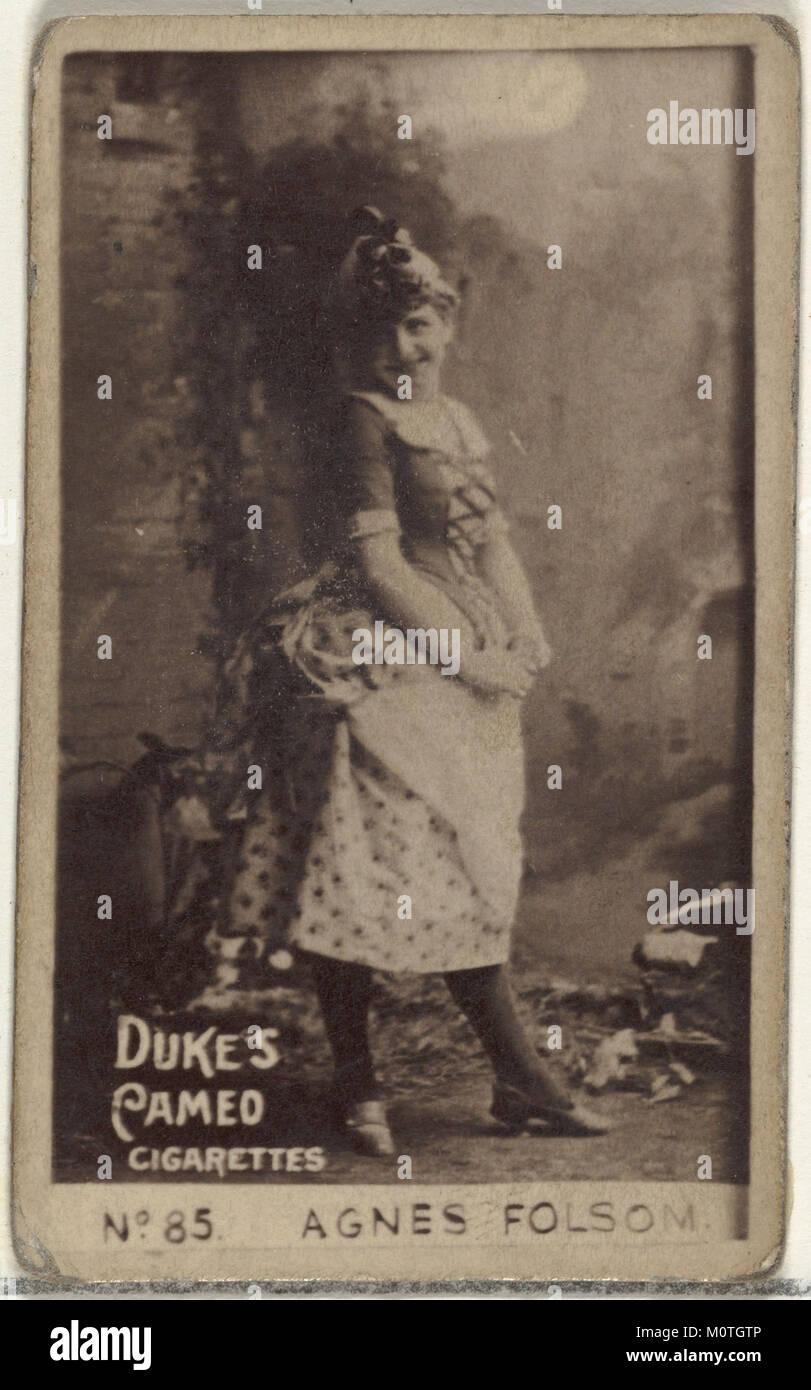 Card Number 85 enthält Agnes Folsom aus der Actors and Actress Serie (N145-4), die von Duke Sons & Co. Produziert wurde, um Cameo Cigarettes zu bewerben. Diese Karte ist Teil eines Sammlersets aus dem frühen 20. Jahrhundert. Stockfoto